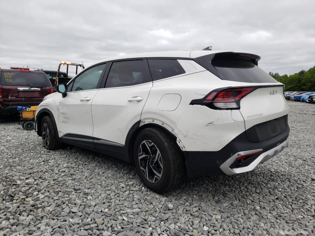 2024 Kia Sportage Lx - Image 2