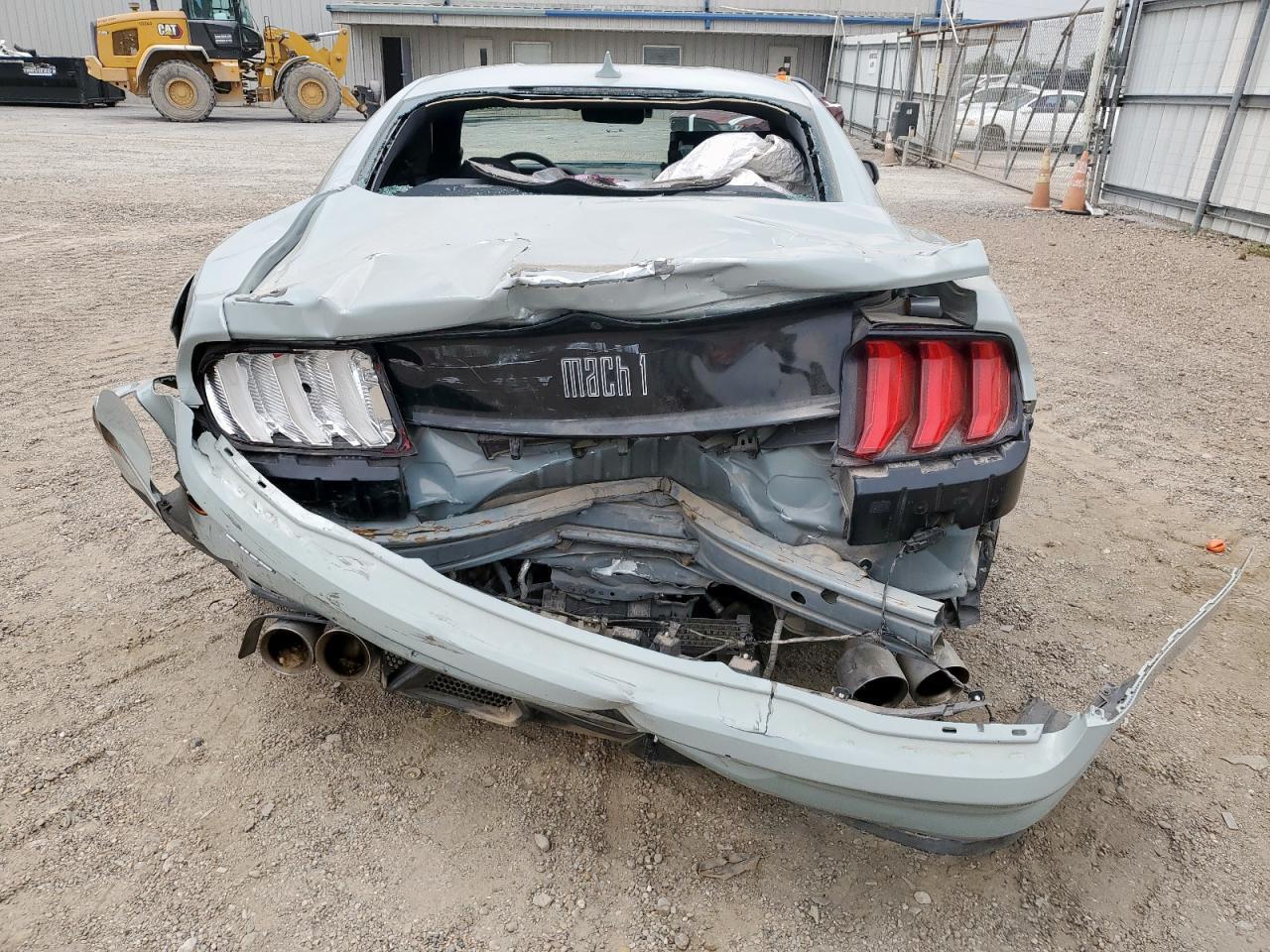 2022 Ford Mustang Mach I - Фото 6