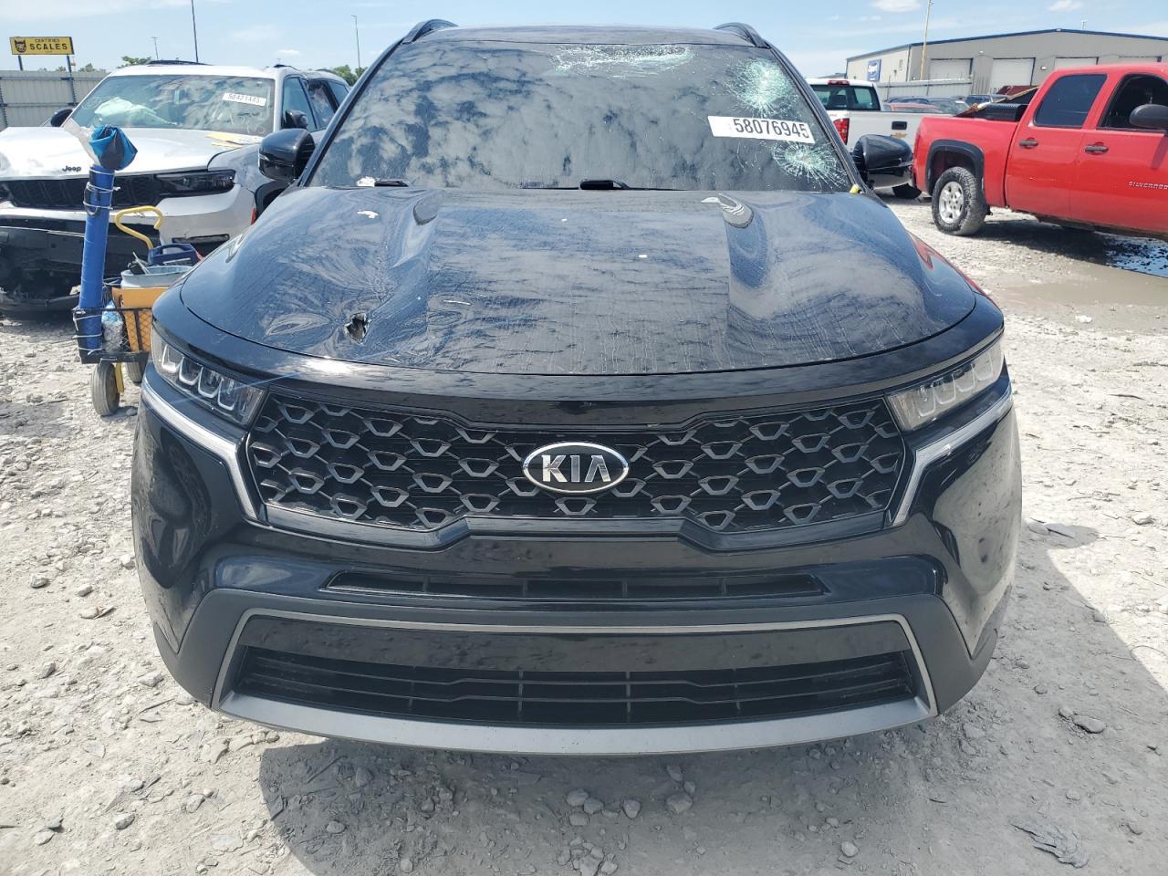 2021 Kia Sorento S - Фото 5