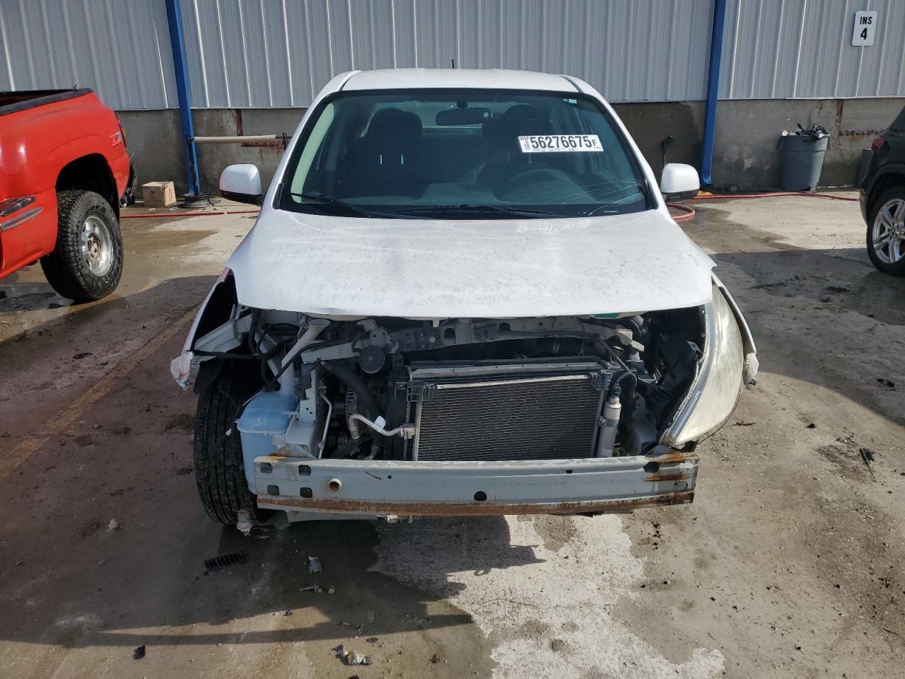 2014 Nissan Versa S - Фото 5