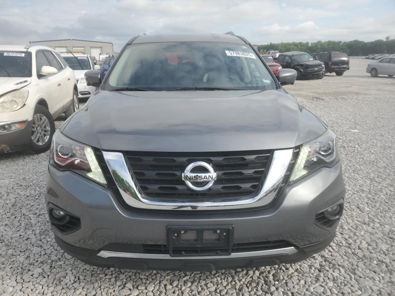 2019 Nissan Pathfinder S - Фото 5
