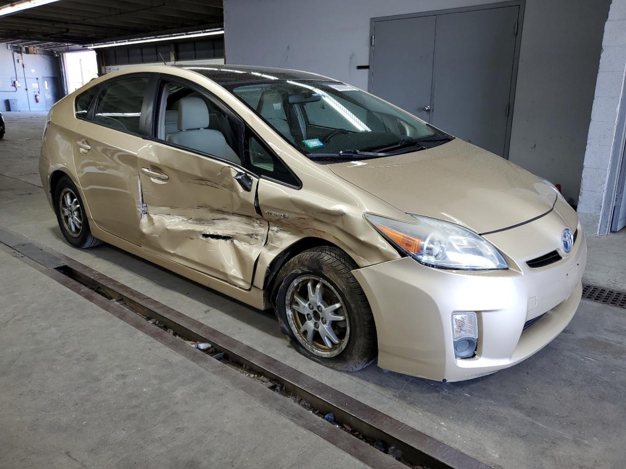 2010 Toyota Prius - Фото 4