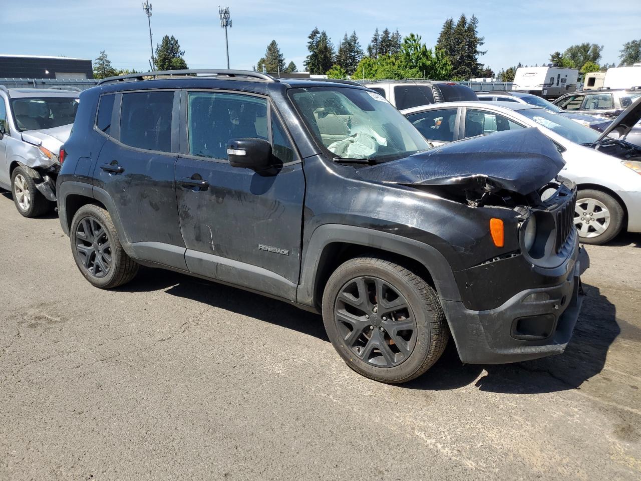 2018 Jeep Renegade Latitude - Image 4