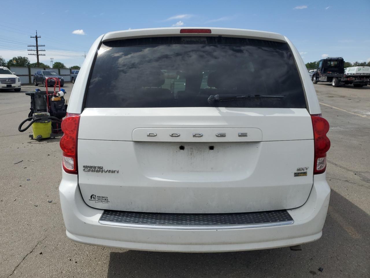 2017 Dodge Grand Caravan Sxt - Image 6