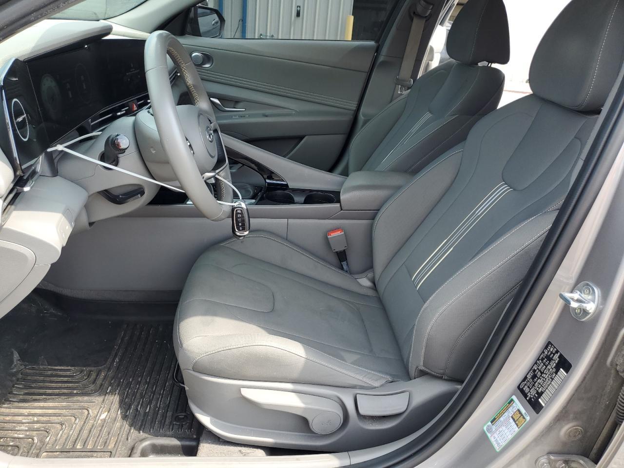 2023 Hyundai Elantra Sel - Фото 7