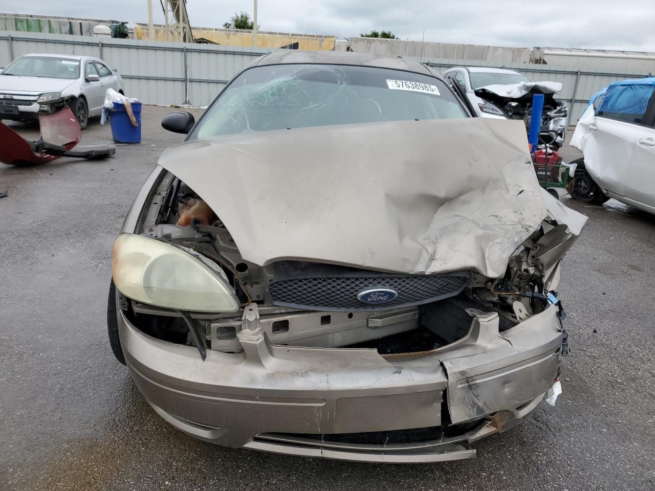 2005 Ford Taurus Se - Фото 5