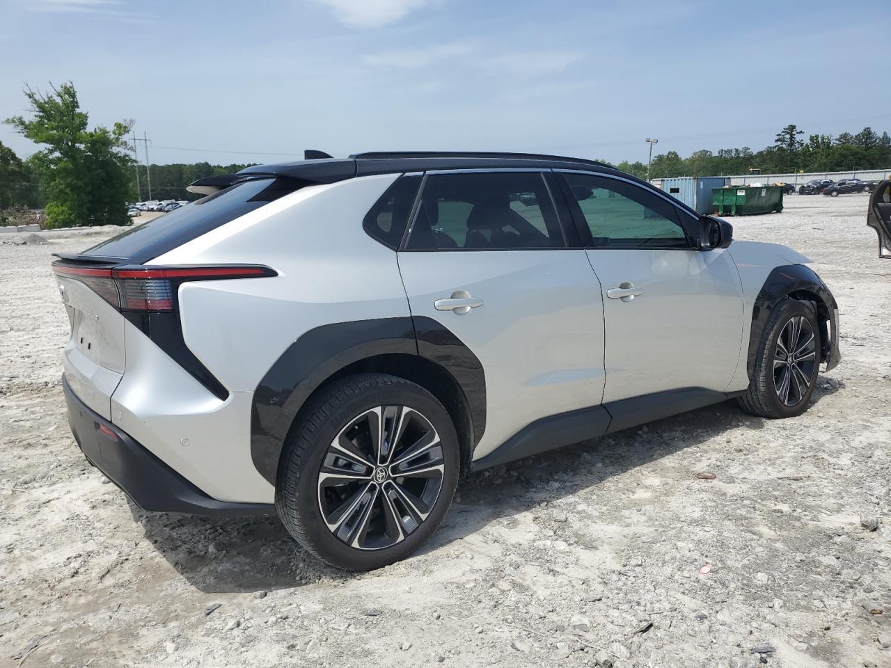 2024 Toyota Bz4X Xle - Image 3