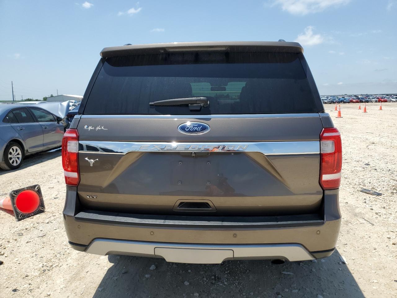 2018 Ford Expedition Xlt - Фото 6
