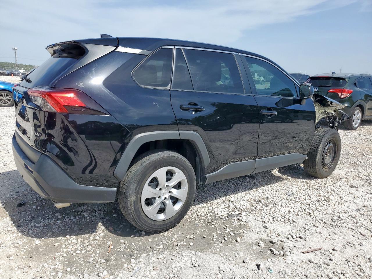2022 Toyota Rav4 Le - Фото 3