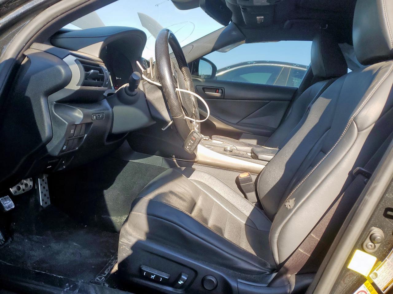 2017 Lexus Is 300 - Фото 7