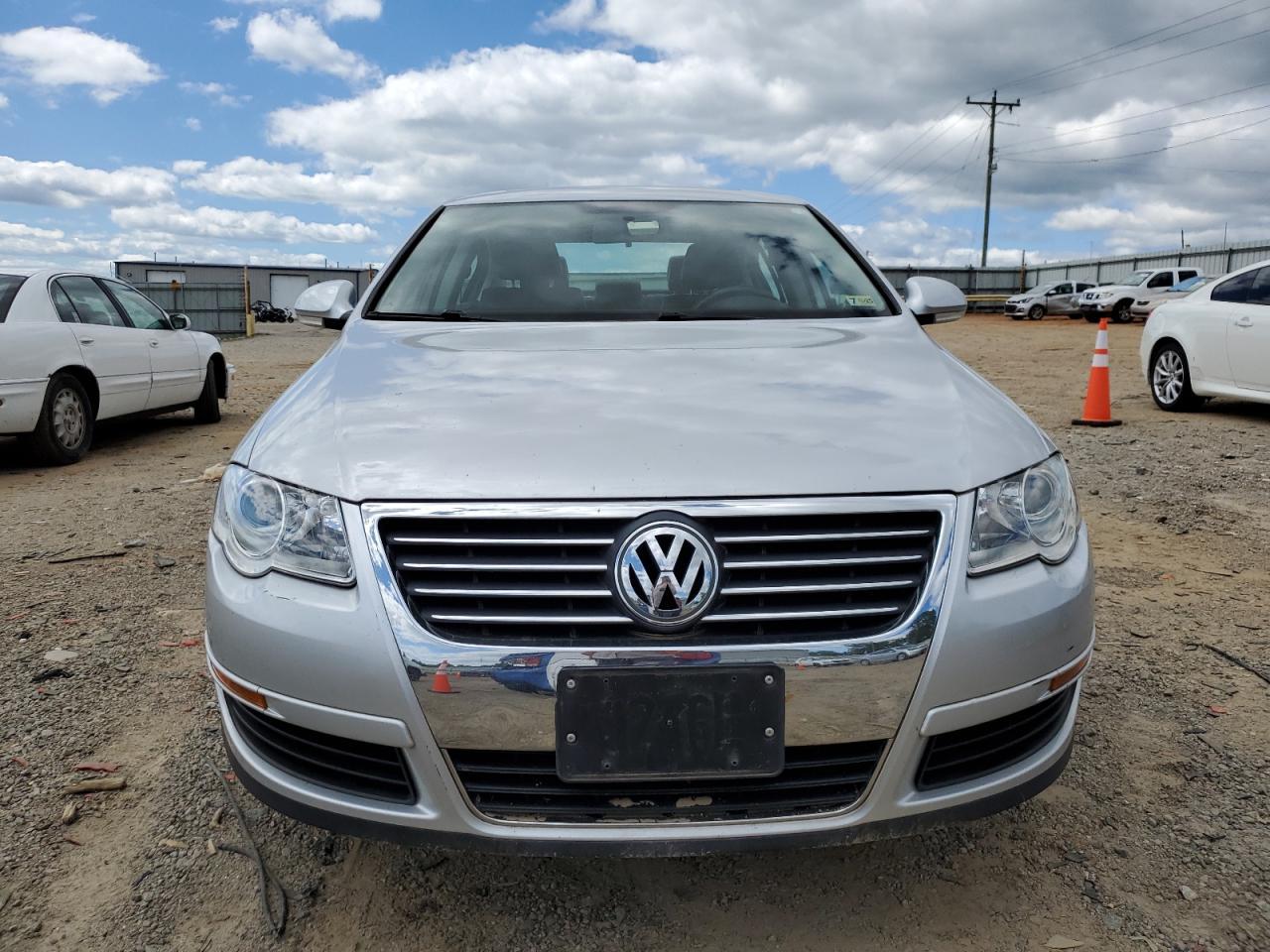 2008 Volkswagen Passat Komfort - Image 5