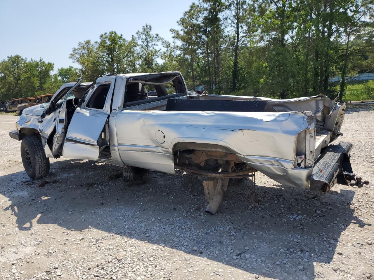 2002 Dodge Ram 2500 - Фото 2