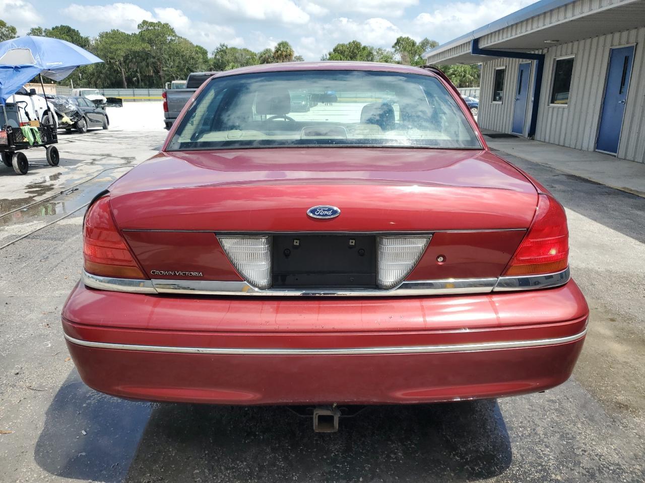2003 Ford Crown Victoria - Фото 6