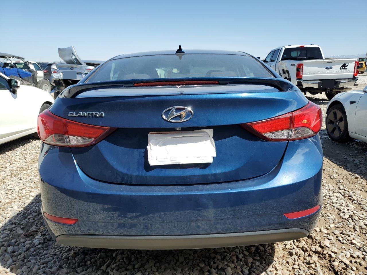 2016 Hyundai Elantra Se - Фото 6