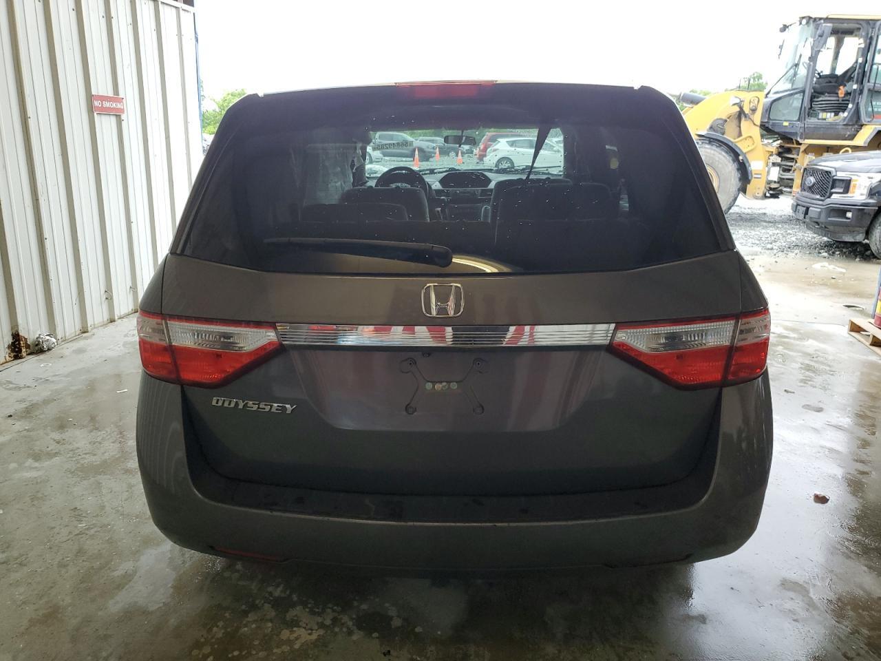2013 Honda Odyssey Ex - Image 6