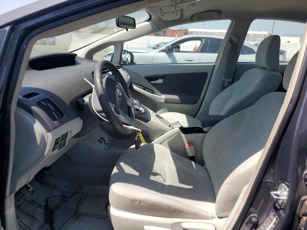 2010 Toyota Prius - Image 7