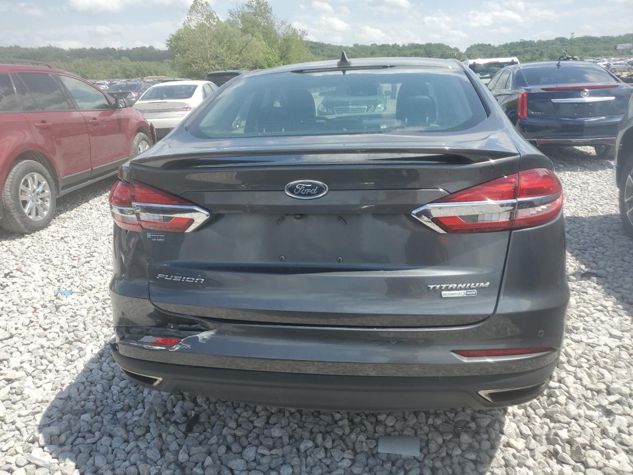 2020 Ford Fusion Titanium - Image 6