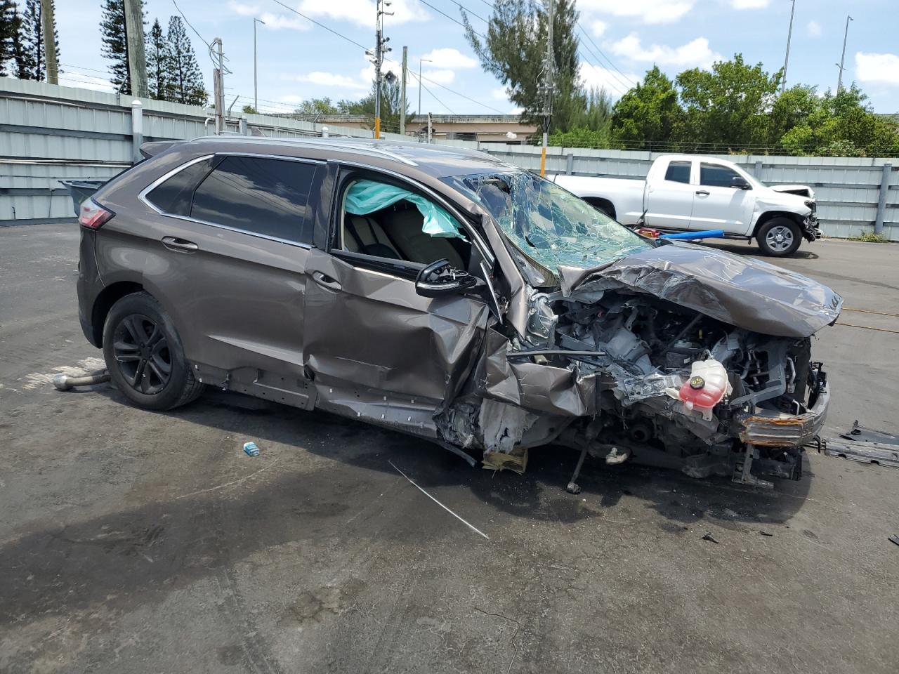 2019 Ford Edge Sel - Фото 4