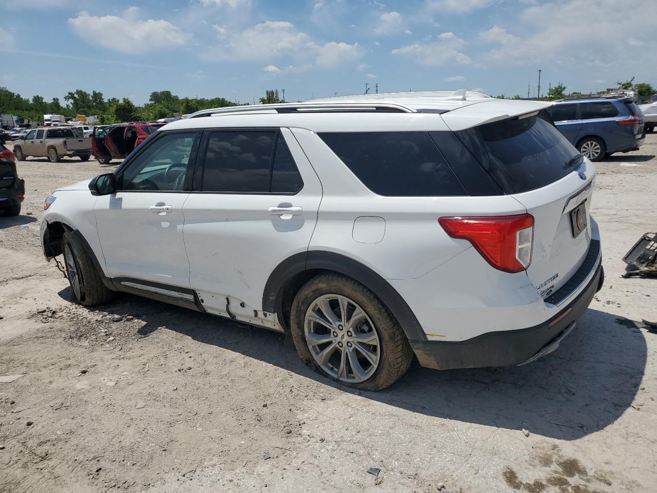 2020 Ford Explorer Limited - Image 2