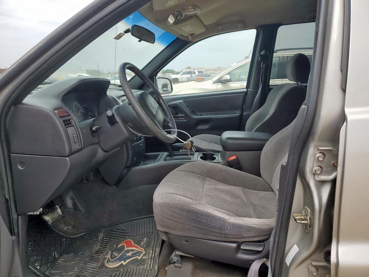 2000 Jeep Cherokee - Image 7