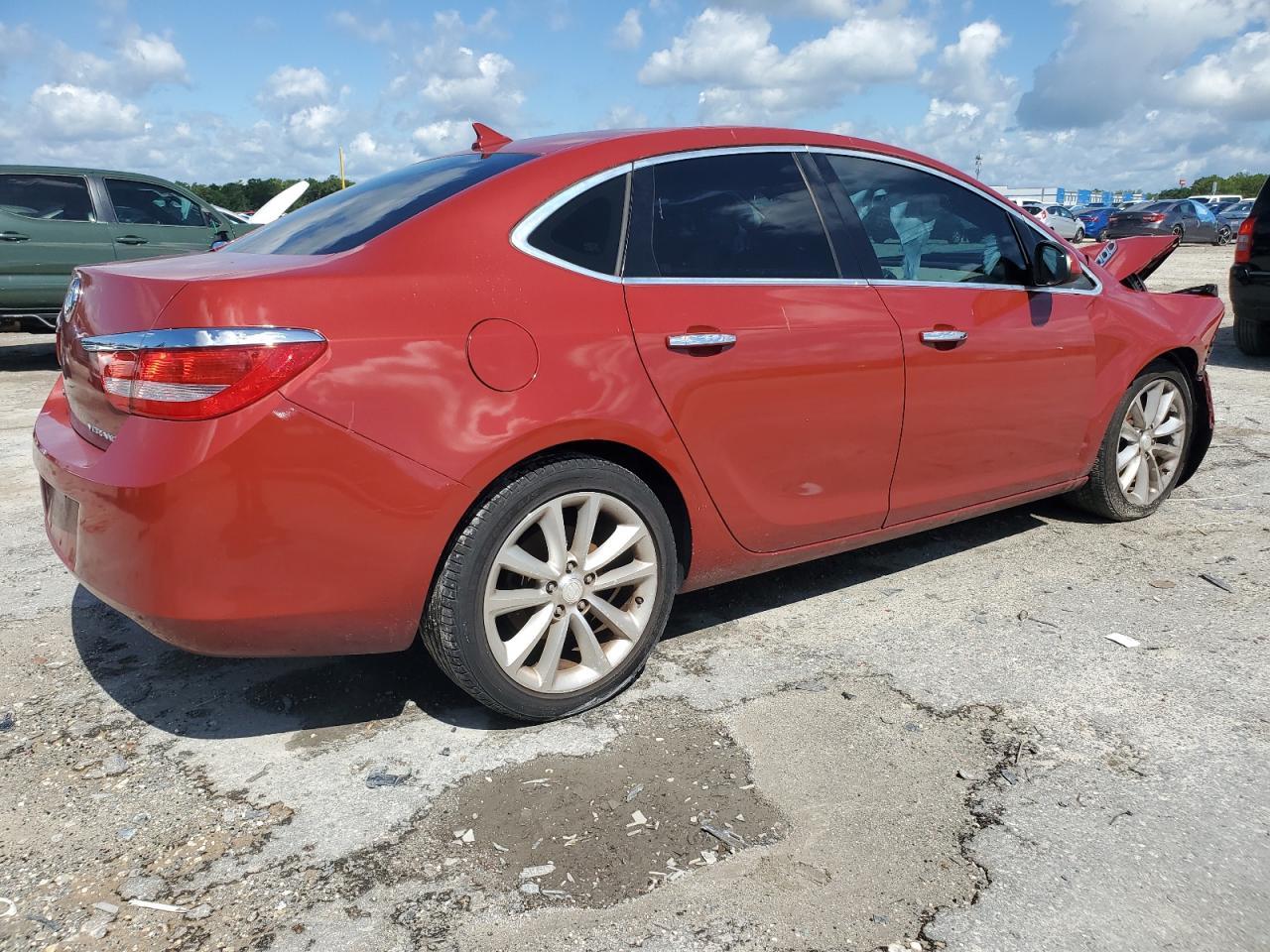 2013 Buick Verano - Фото 3