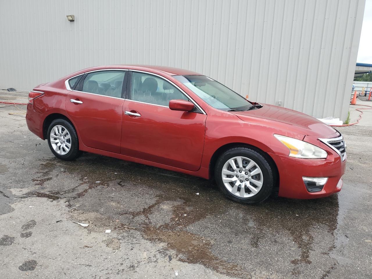 2015 Nissan Altima 2.5 - Image 4