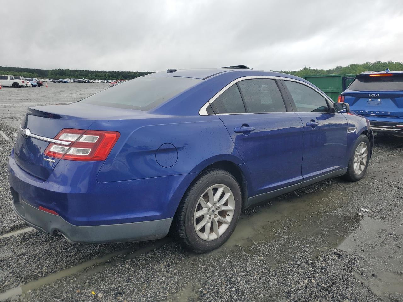 2015 Ford Taurus Se - Фото 3