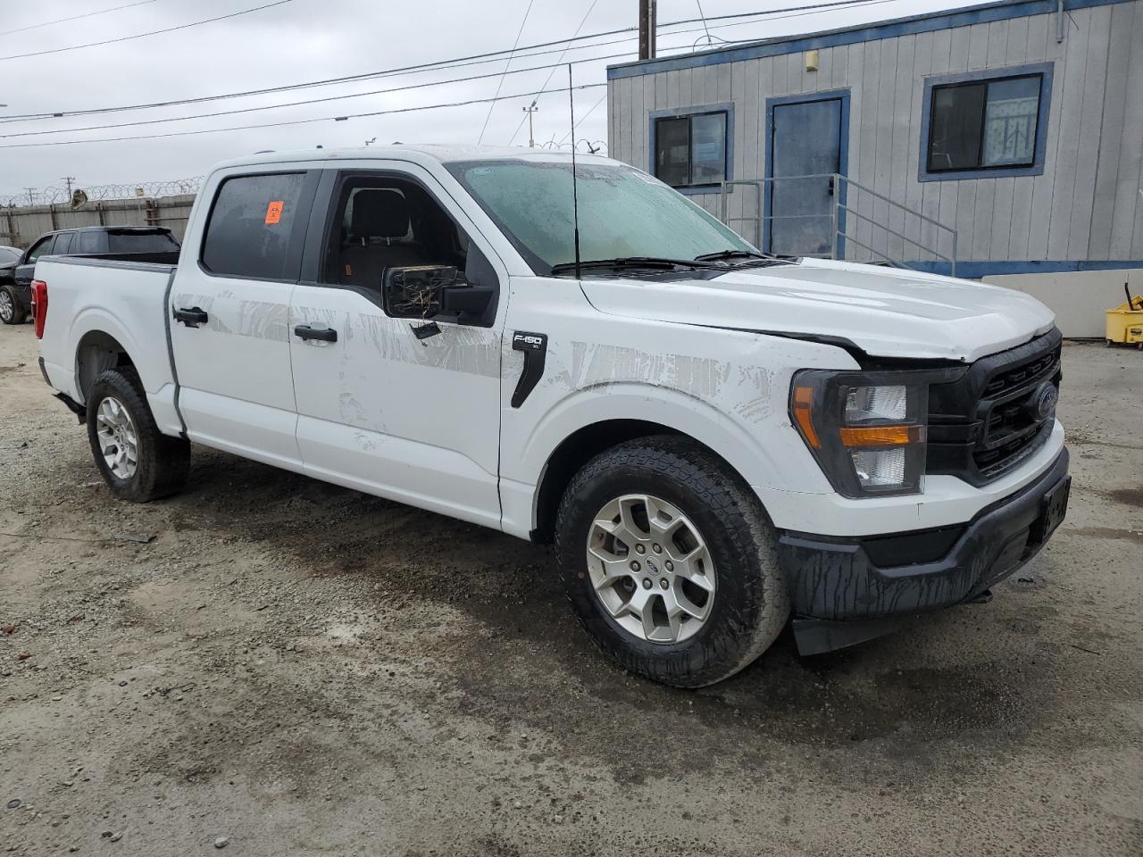 2023 Ford F150 Police Responder - Фото 4