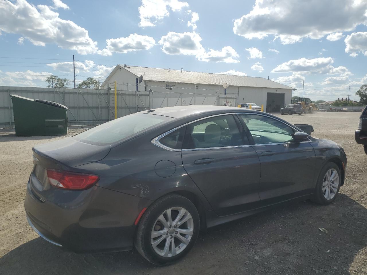 2016 Chrysler 200 Limited - Image 3