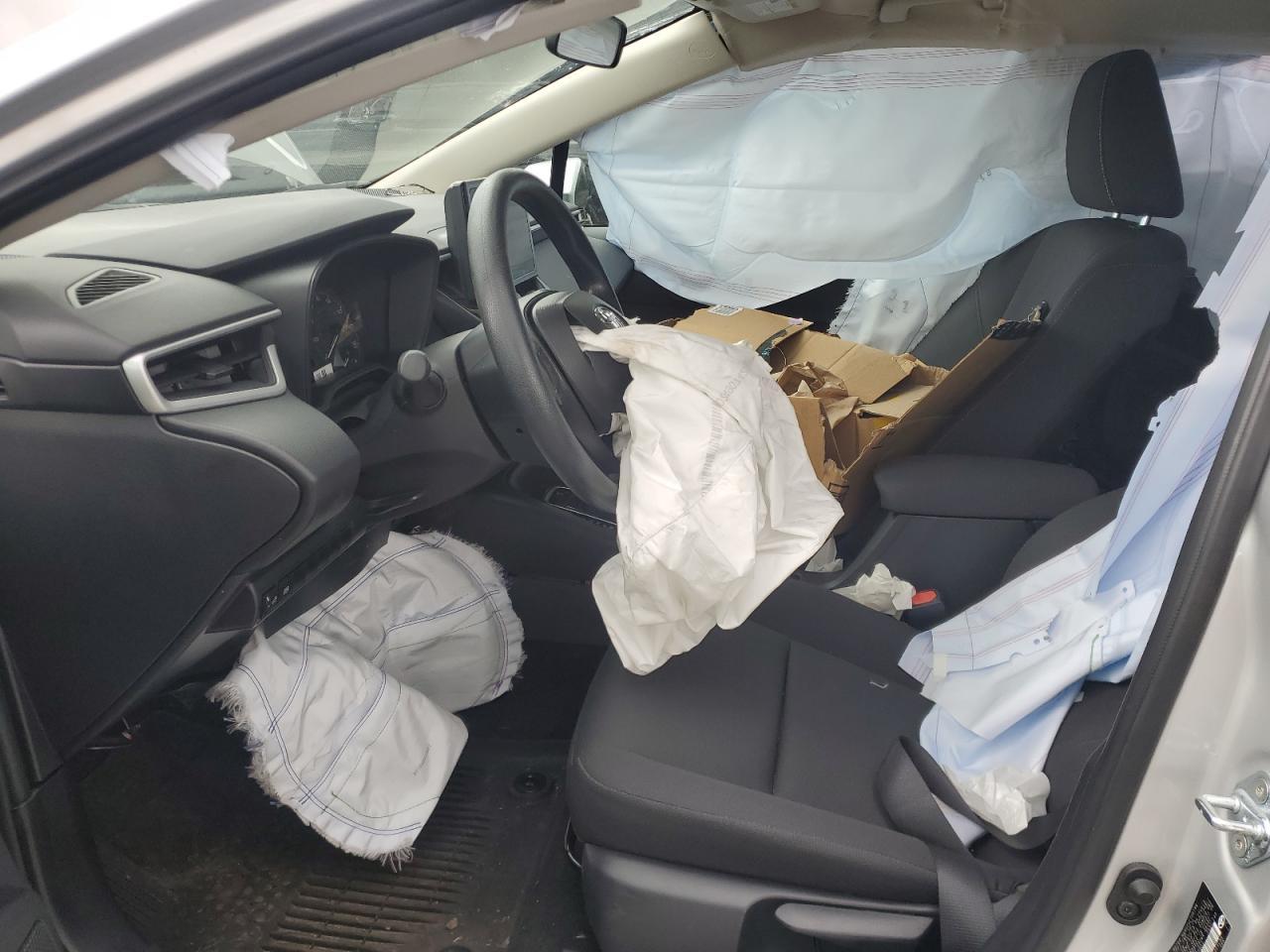 2025 Toyota Corolla Le - Фото 7