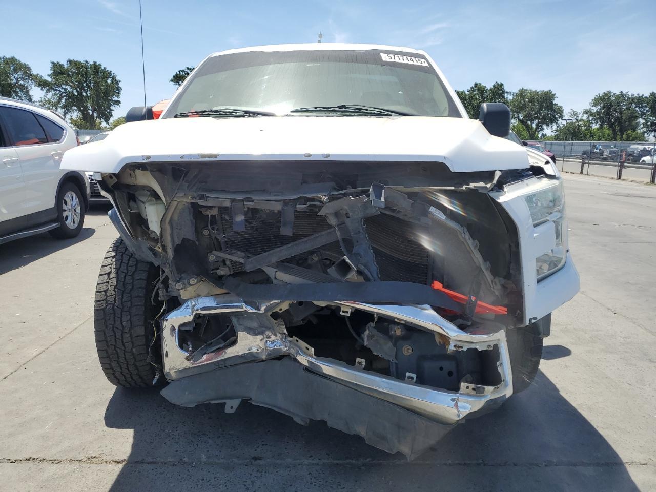 2016 Ford F150 - Image 5