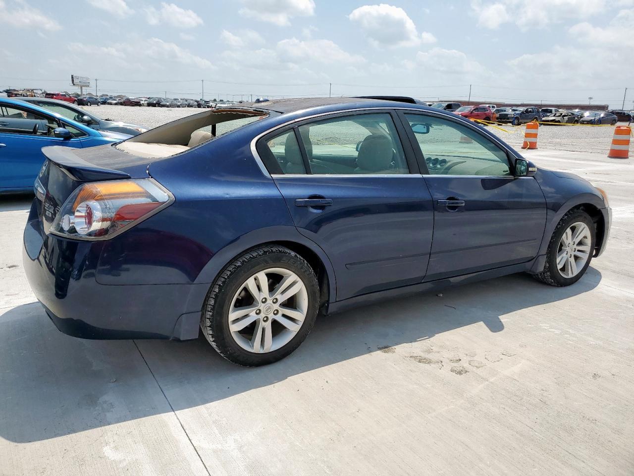 2012 Nissan Altima Sr - Фото 3