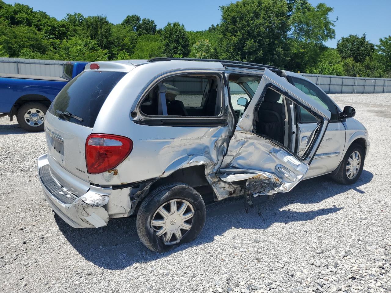 2007 Chrysler Town & Country Touring - Фото 3