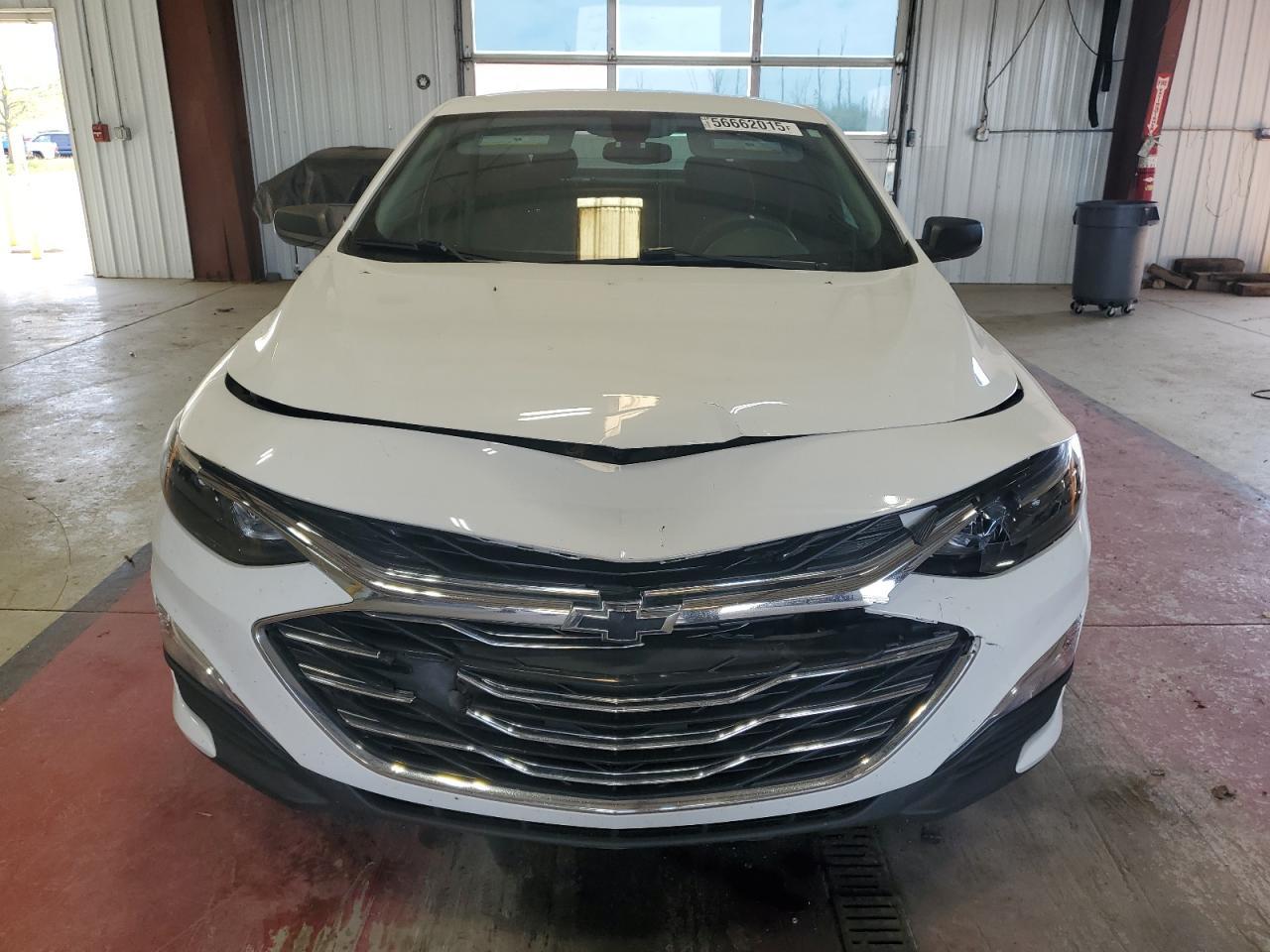 2022 Chevrolet Malibu Ls - Фото 5