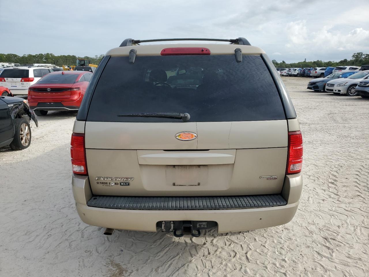 2005 Ford Explorer Xlt - Image 6