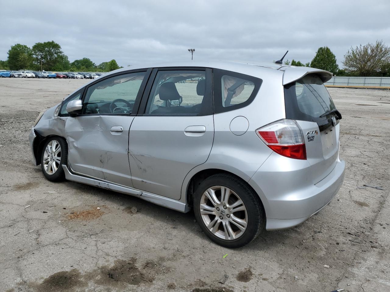 2011 Honda Fit Sport - Фото 2