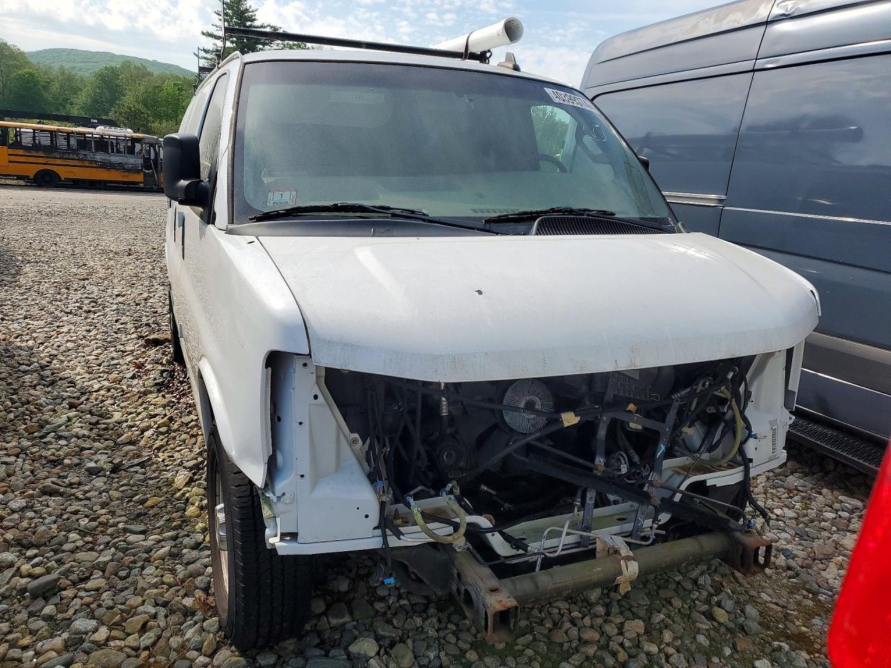 2020 Chevrolet Express G2500 - Image 5