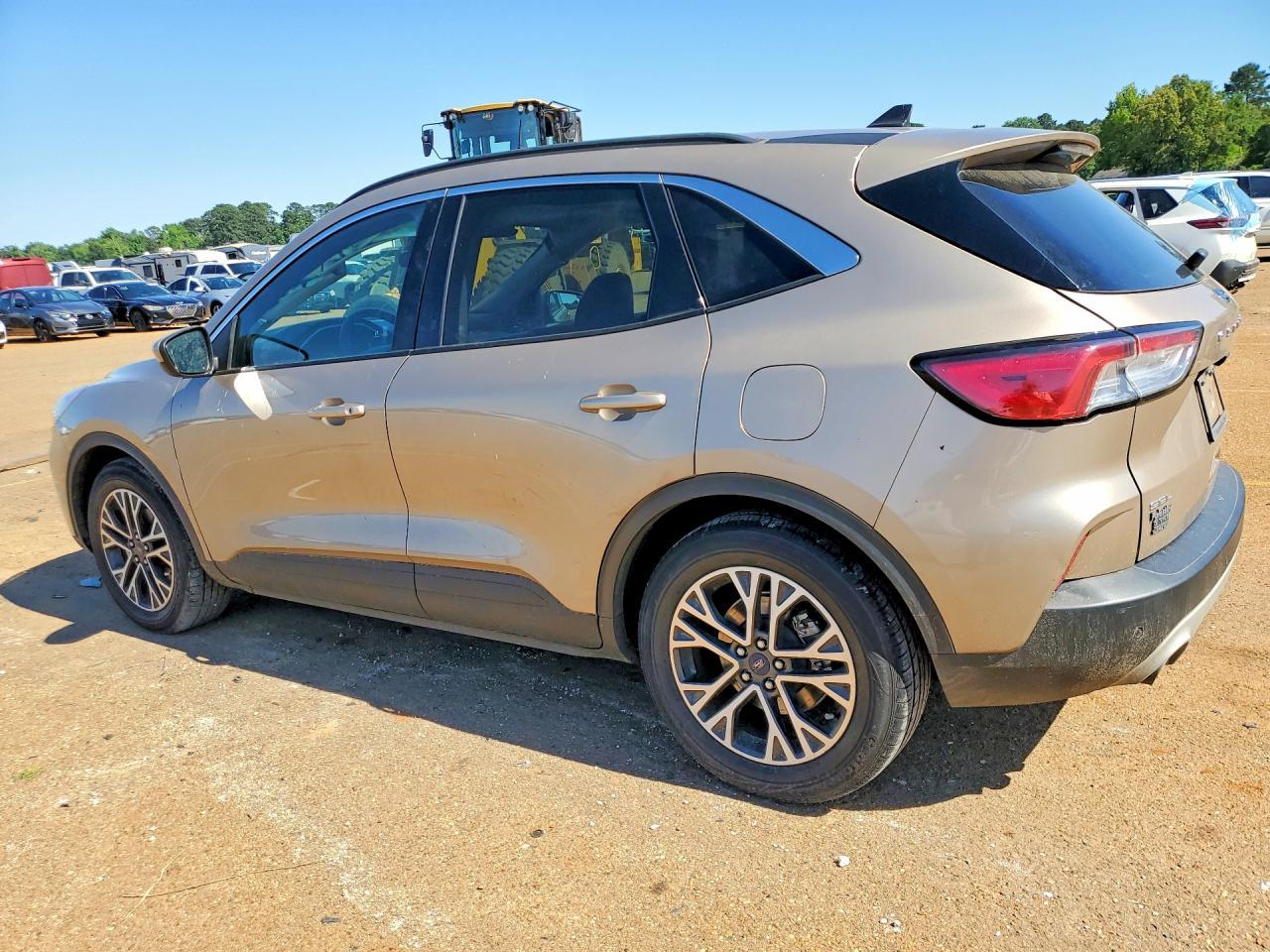 2020 Ford Escape Sel - Фото 2