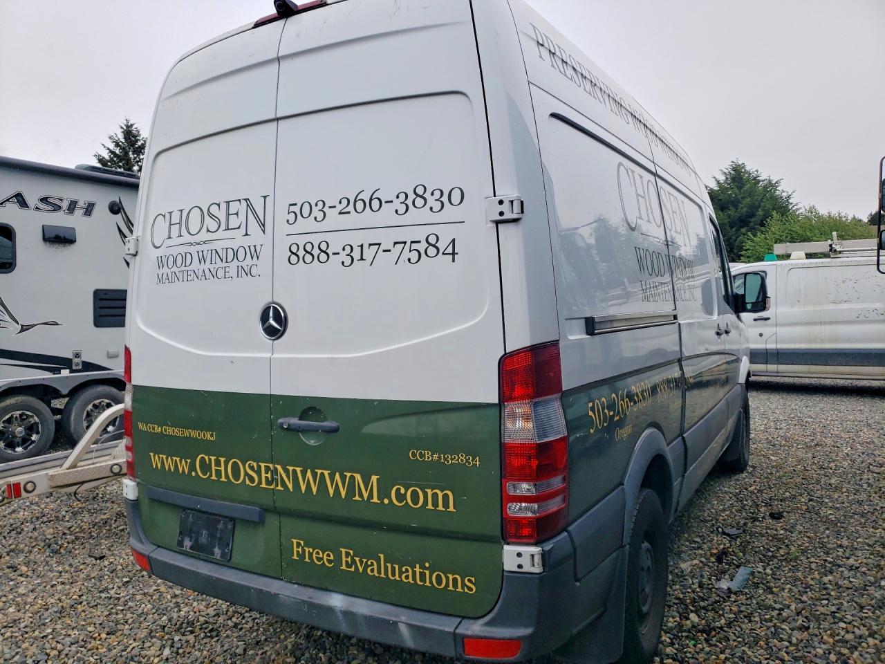 2017 Mercedes Benz Sprinter 2500 Utility / Service Van - Image 3