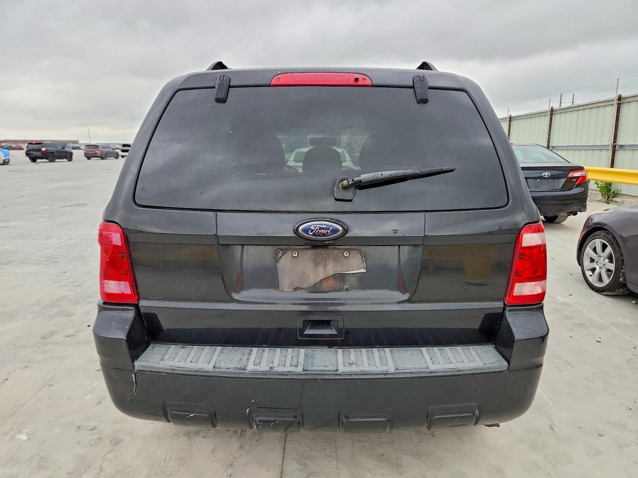 2011 Ford Escape Xlt - Фото 6