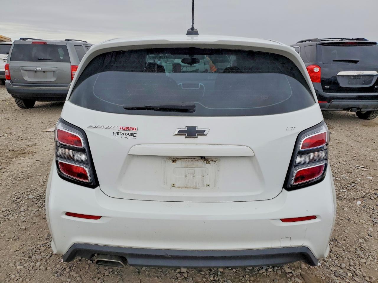 2018 Chevrolet Sonic Lt - Image 6