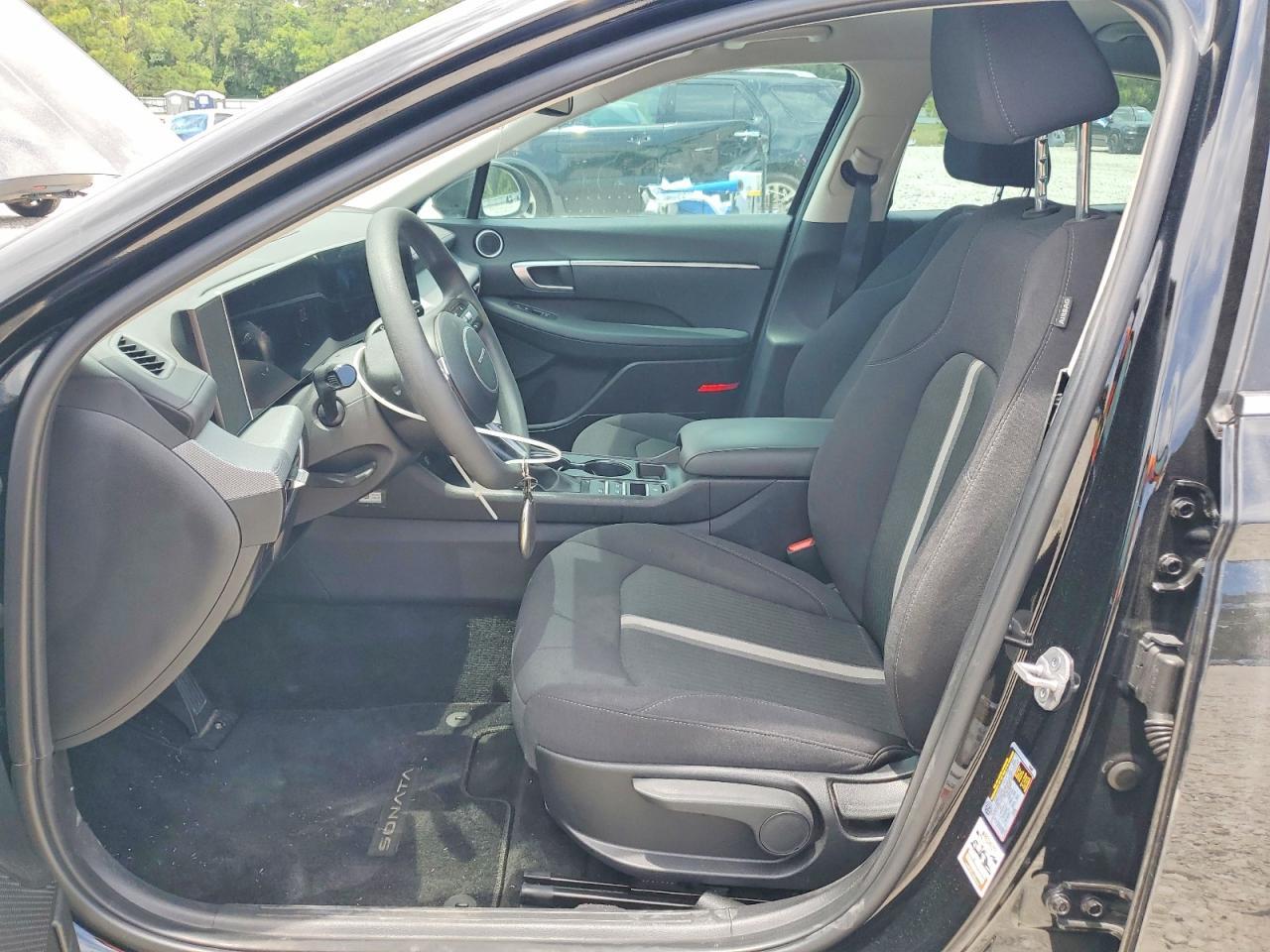 2025 Hyundai Sonata Se - Image 7