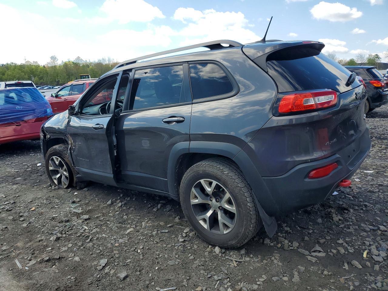 2015 Jeep Cherokee Trailhawk - Фото 2