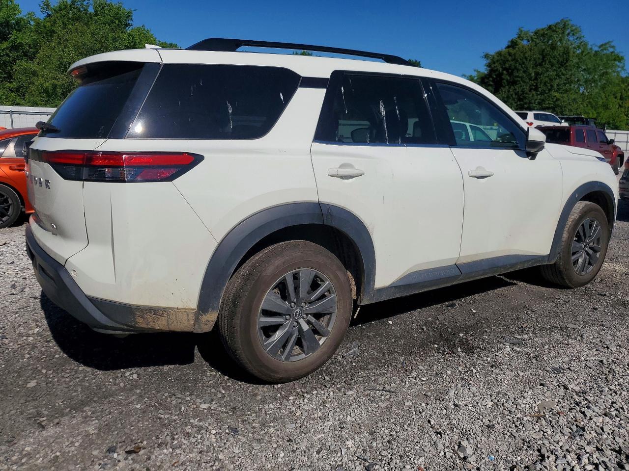 2023 Nissan Pathfinder Sv - Фото 3