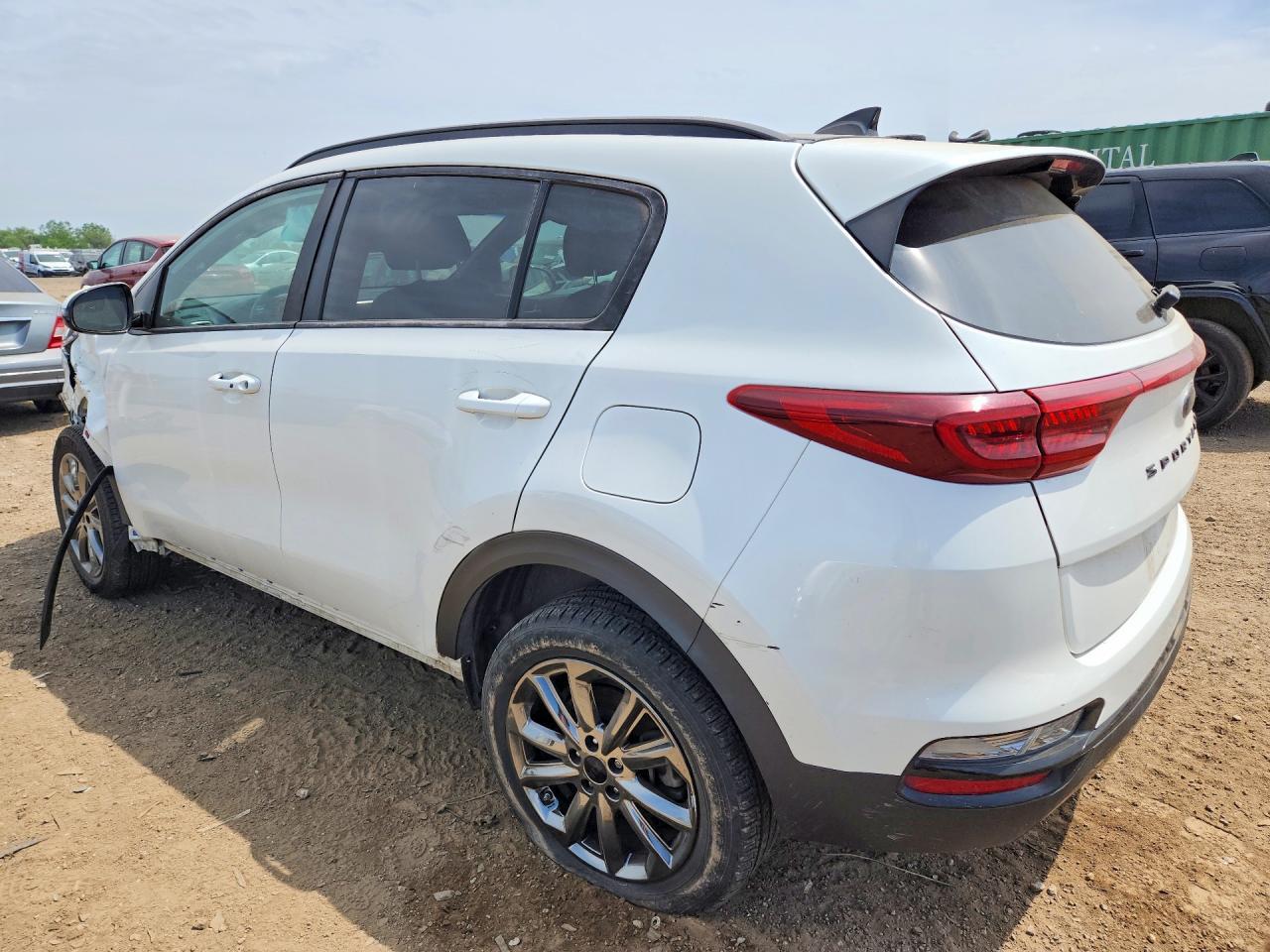 2022 Kia Sportage S - Image 2
