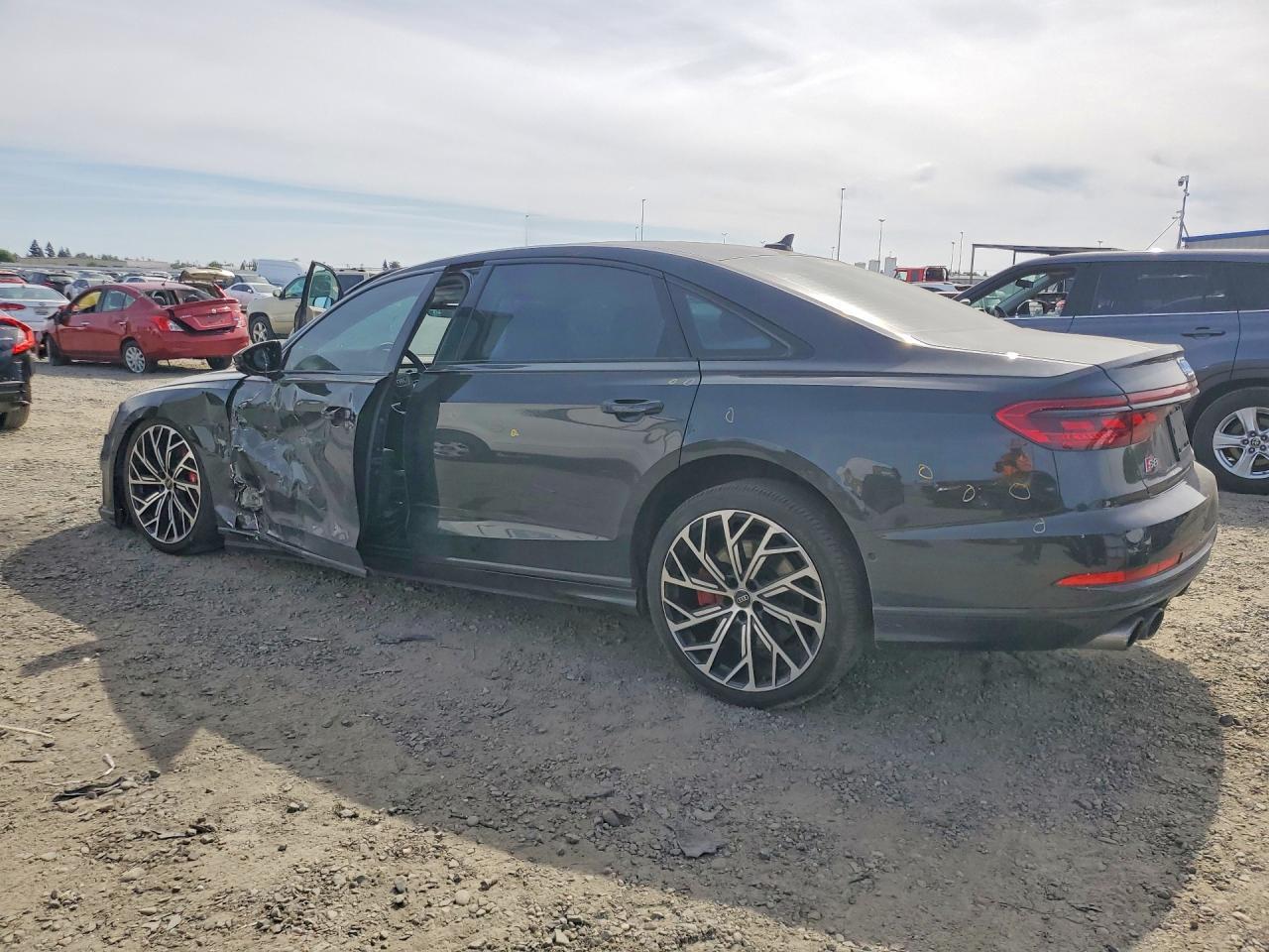 2021 Audi S8 - Image 2