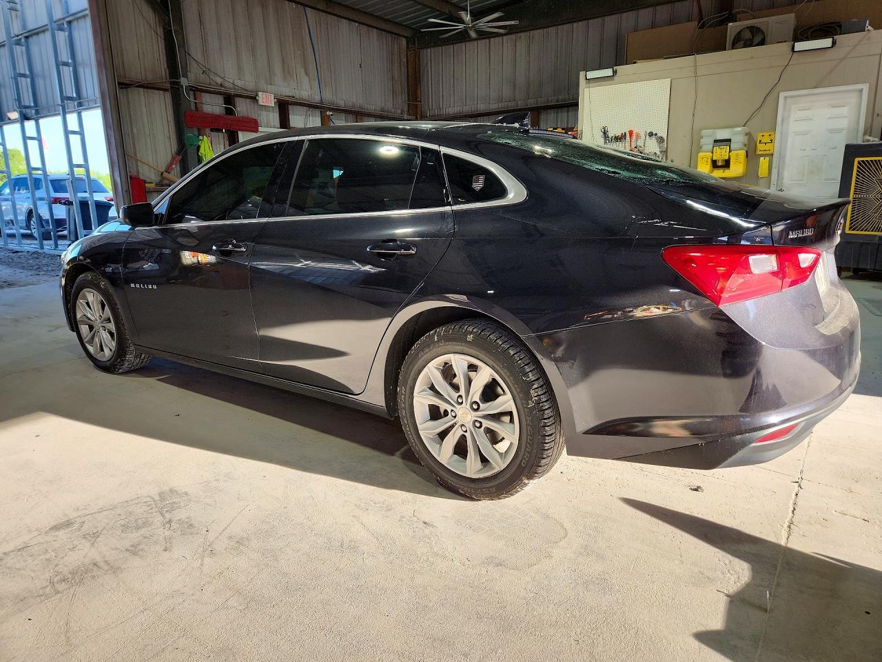 2023 Chevrolet Malibu Lt - Фото 2