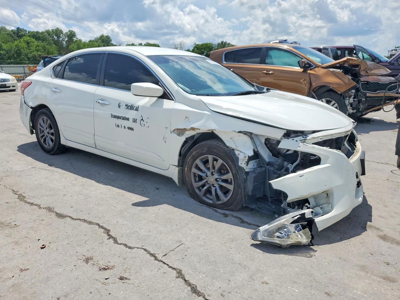 2015 Nissan Altima 2.5 S - Фото 4