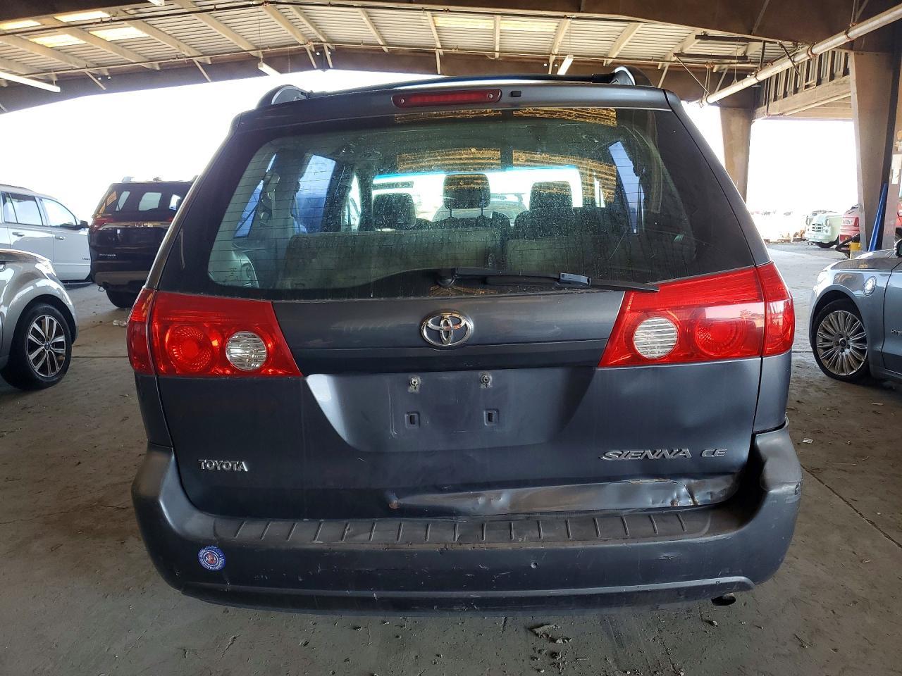 2006 Toyota Sienna Ce 8 Passenger - Фото 6