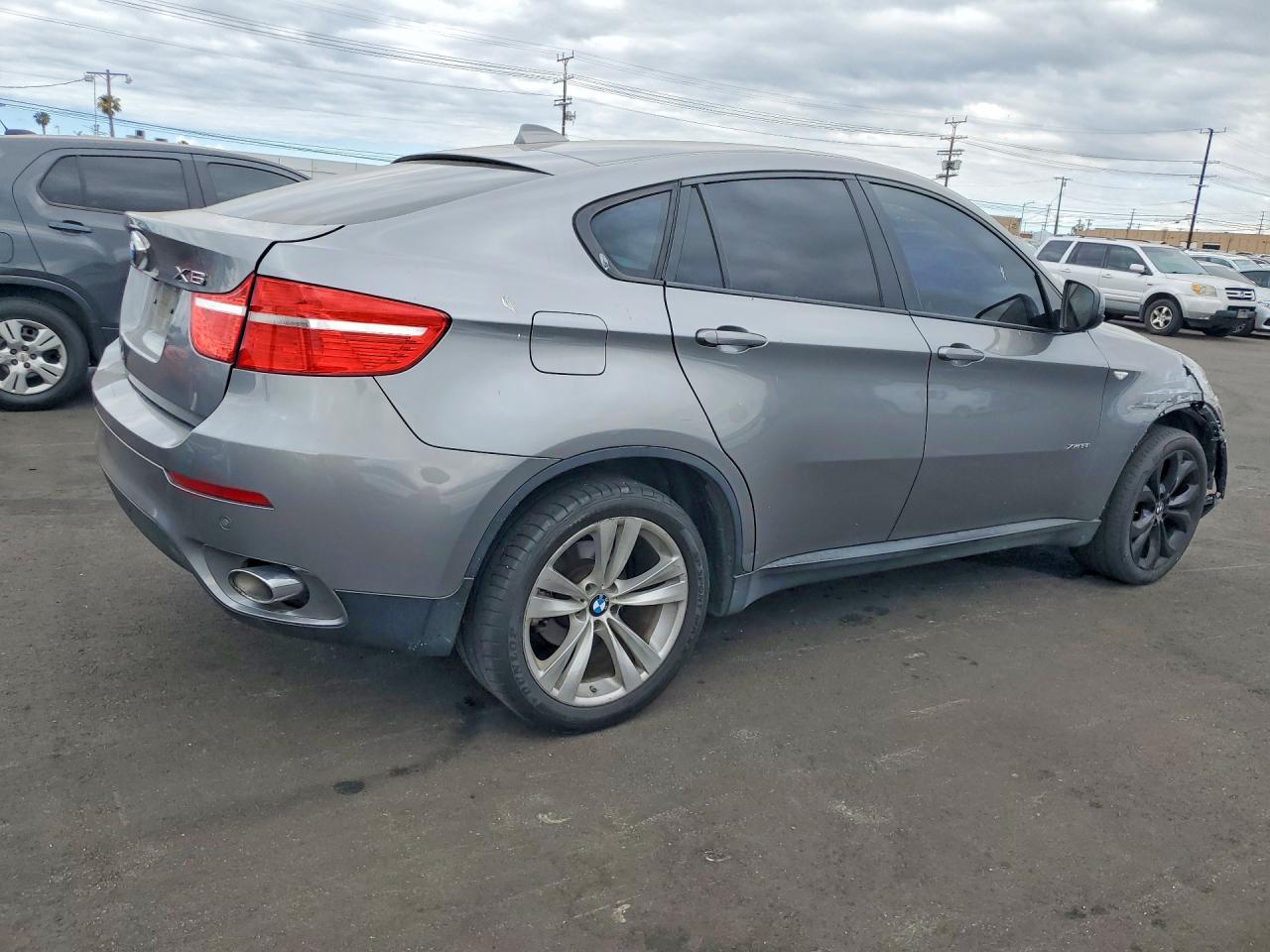 2012 BMW X6 xDrive35I - Image 3
